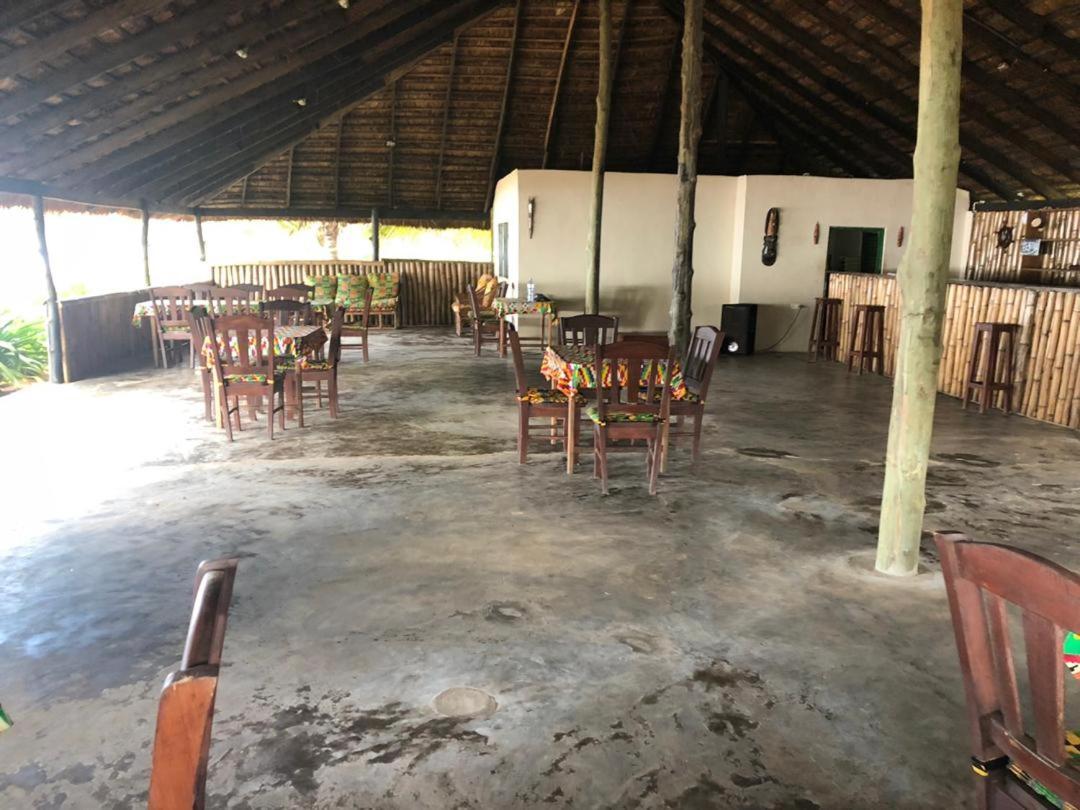 The Akwidaa Inn Экстерьер фото