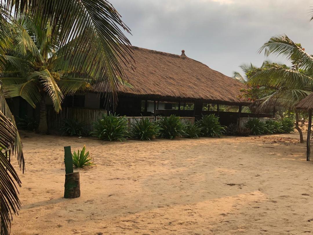 The Akwidaa Inn Экстерьер фото